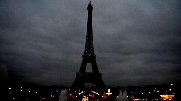 Blacked Out Eiffel Tower